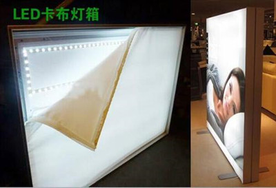 四川小黄片免费观看廣告淺析噴繪寫真褪色的原因